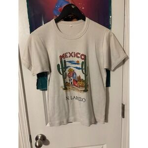 Vintage Mexico N. Laredo 60s Souvenir Graphic T-Shirt White Men Size 40 Small